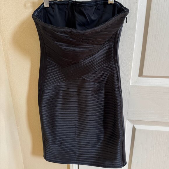 BCBGMAXAZRIA Cocktail Mini Dress - Picture 5 of 6